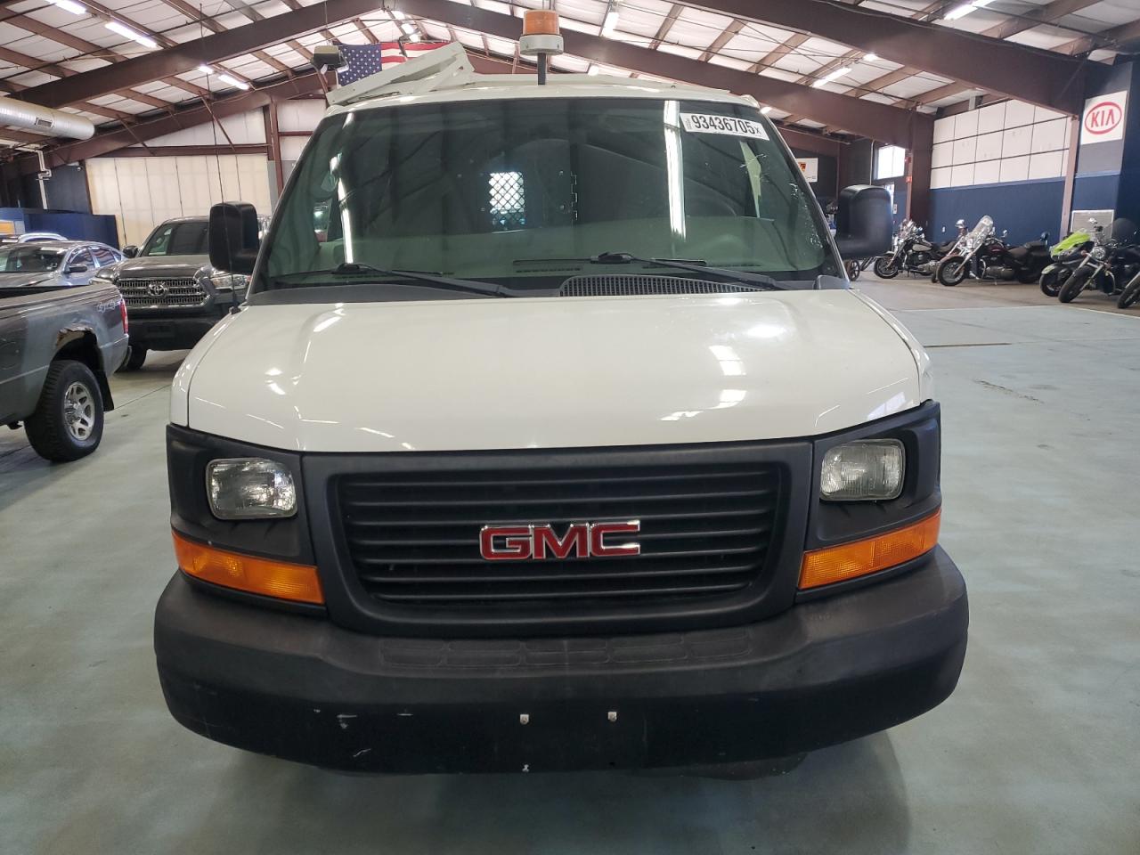 GMC SAVANA G2500