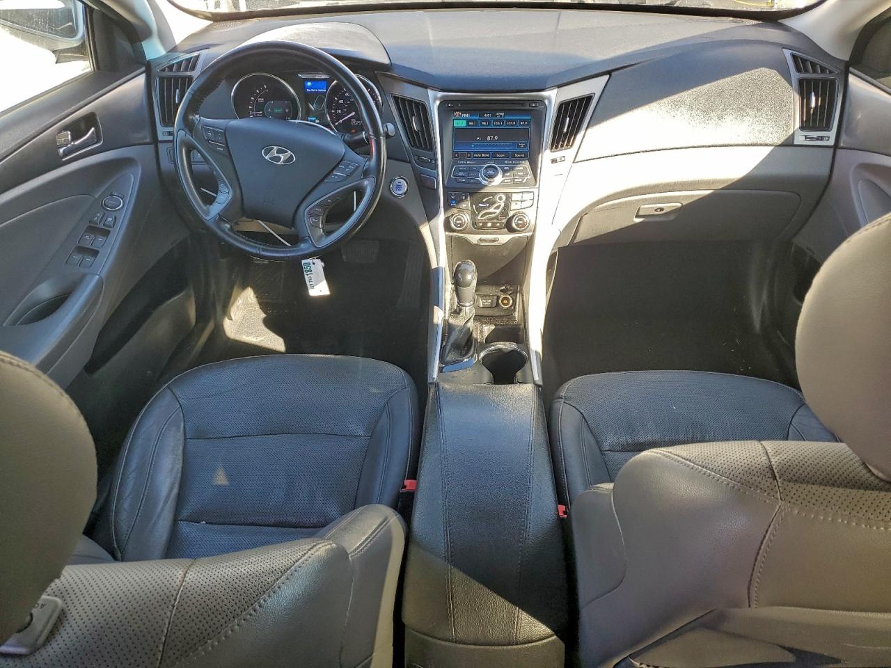 HYUNDAI SONATA HYBRID