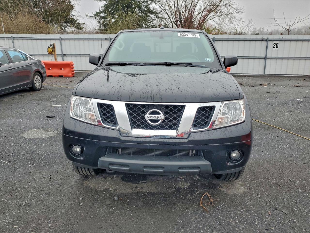 NISSAN FRONTIER SV