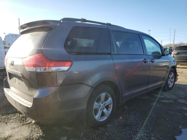 2013 TOYOTA SIENNA LE #3305331324