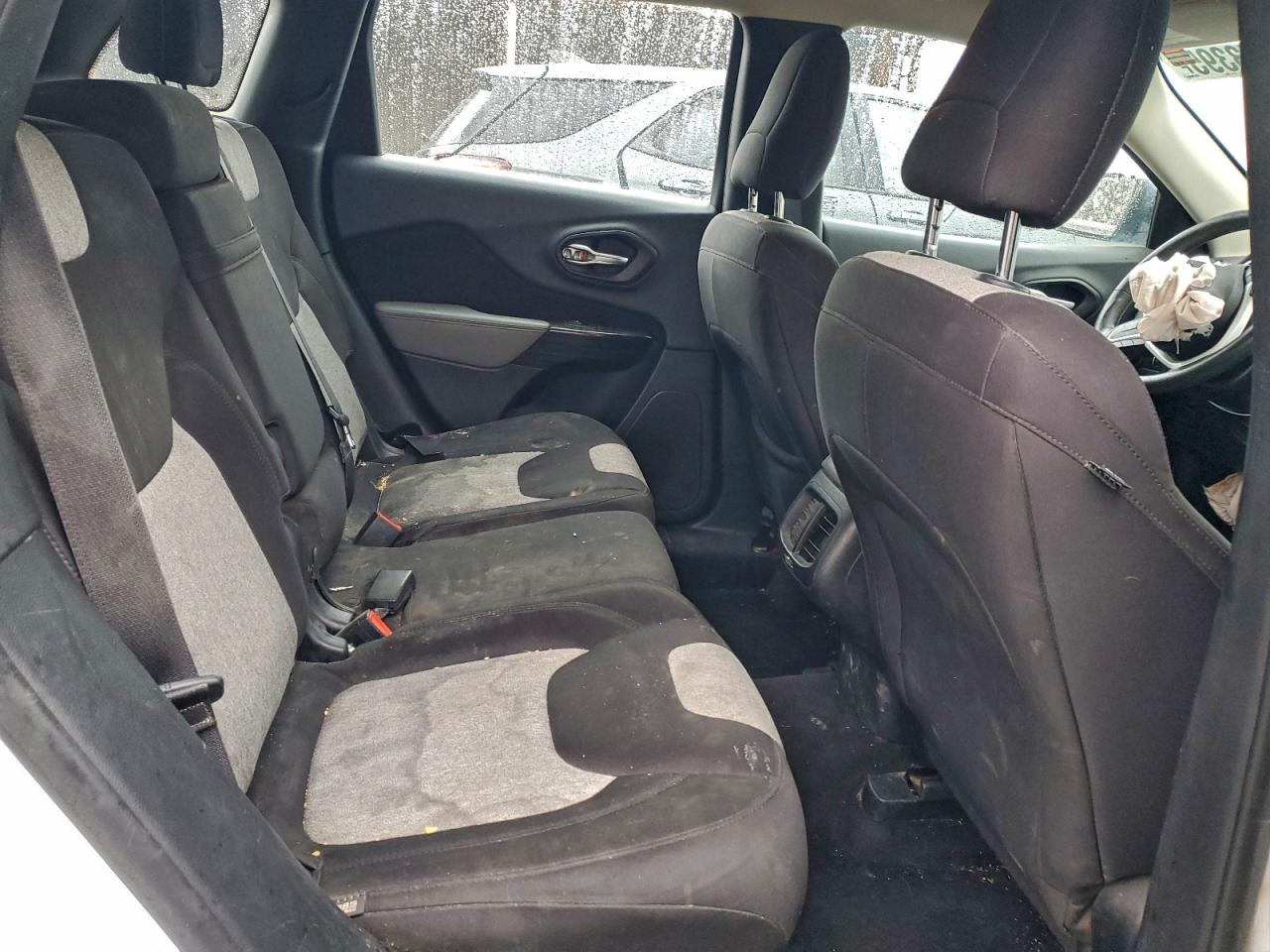 JEEP GRAND CHEROKEE SPORT