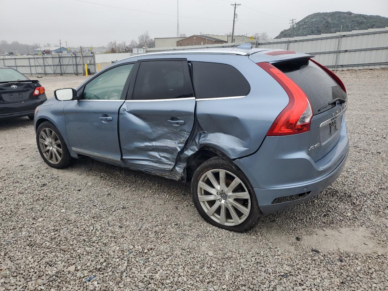 VOLVO XC60 T5 INSCRIPTION