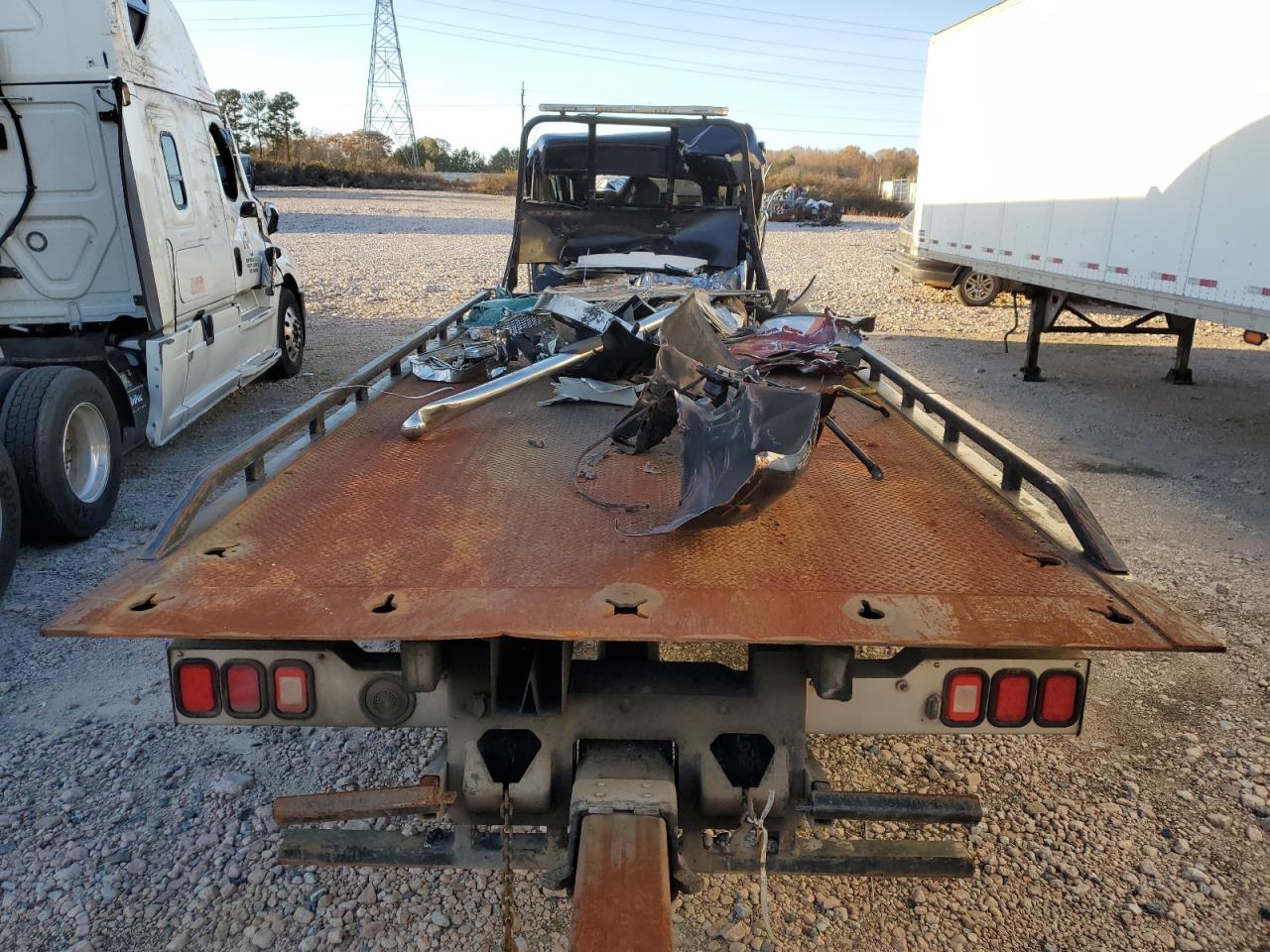 Lot #3285713661 2019 KENWORTH CONSTRUCTI