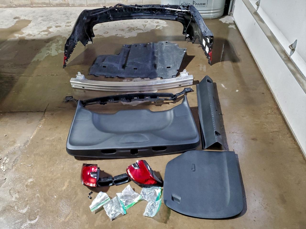 CHRYSLER PACIFICA SELECT