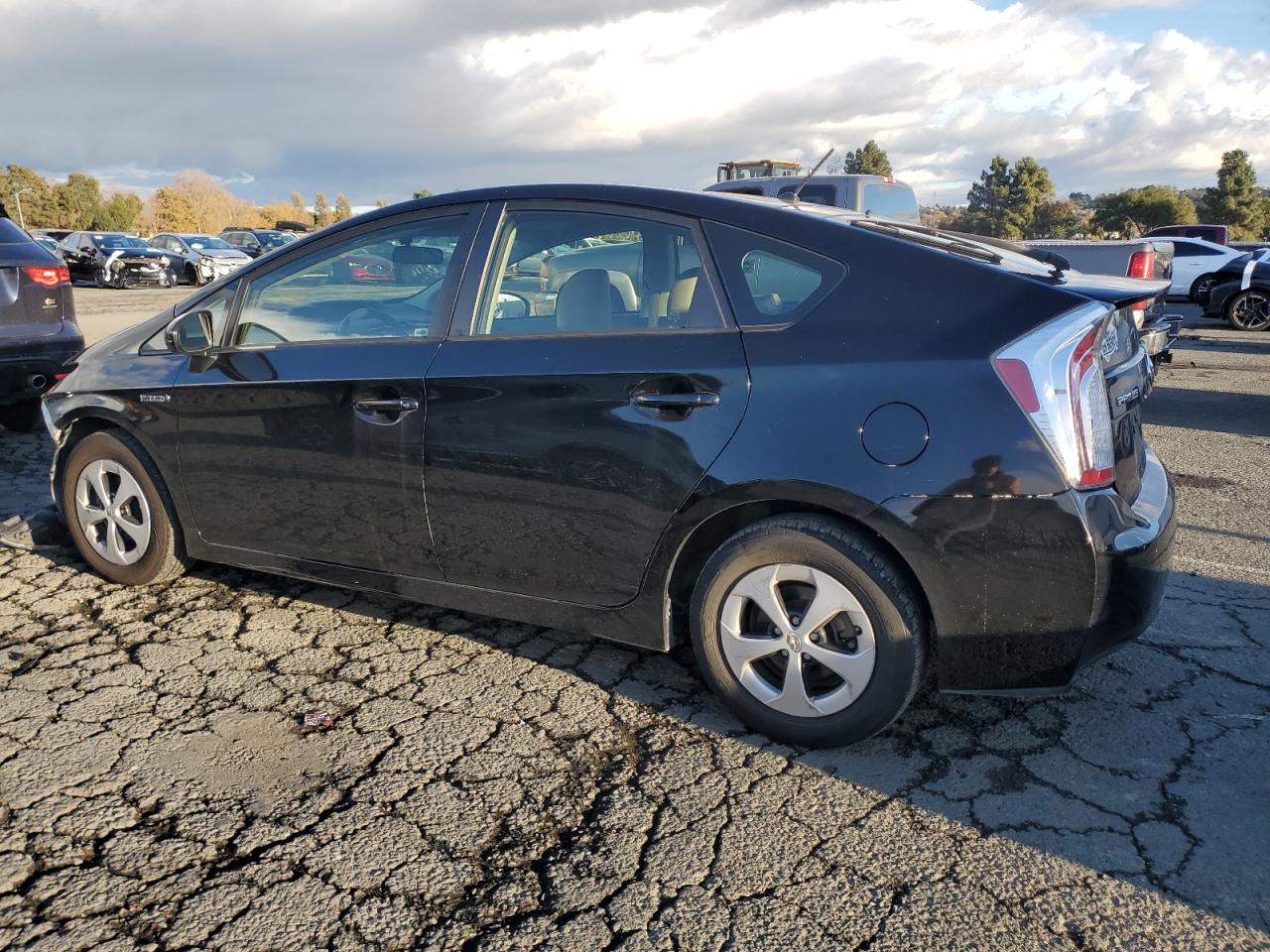 TOYOTA PRIUS