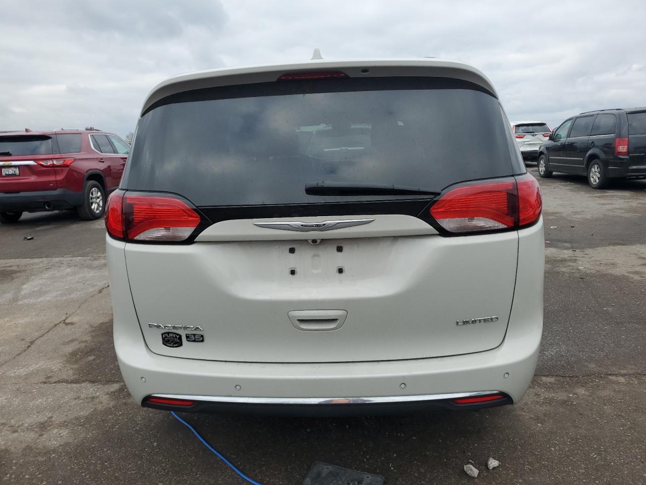 CHRYSLER PACIFICA LIMITED