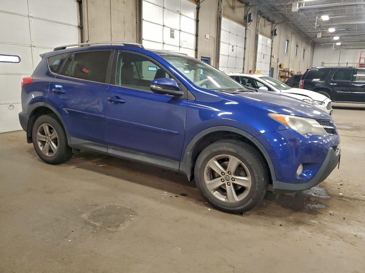 TOYOTA RAV4 XLE