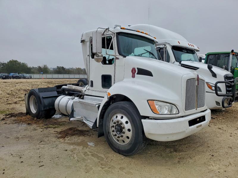 KENWORTH T370