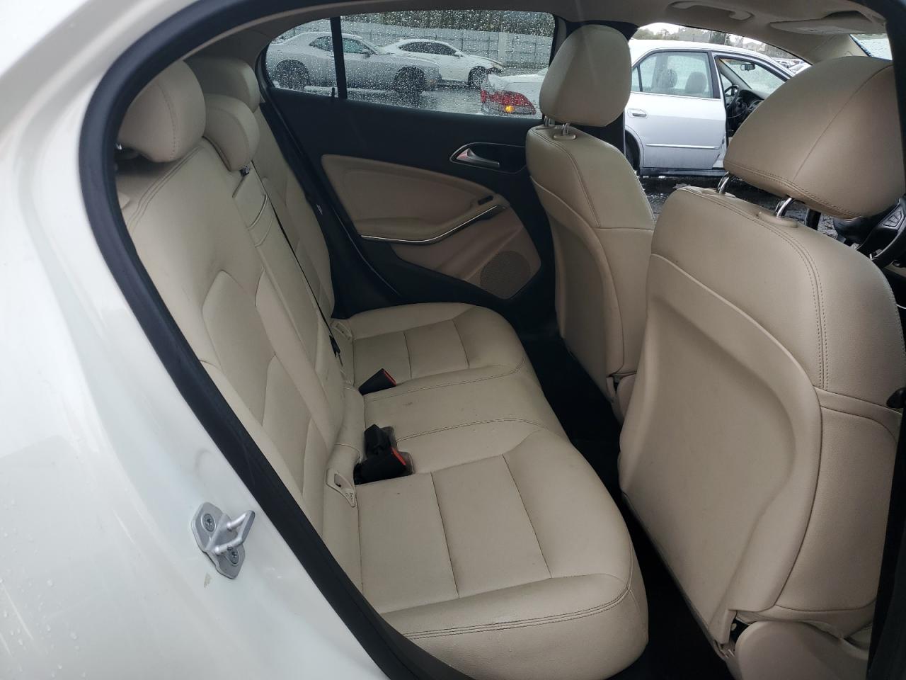 MERCEDES-BENZ GLA-CLASS 250 4MATIC