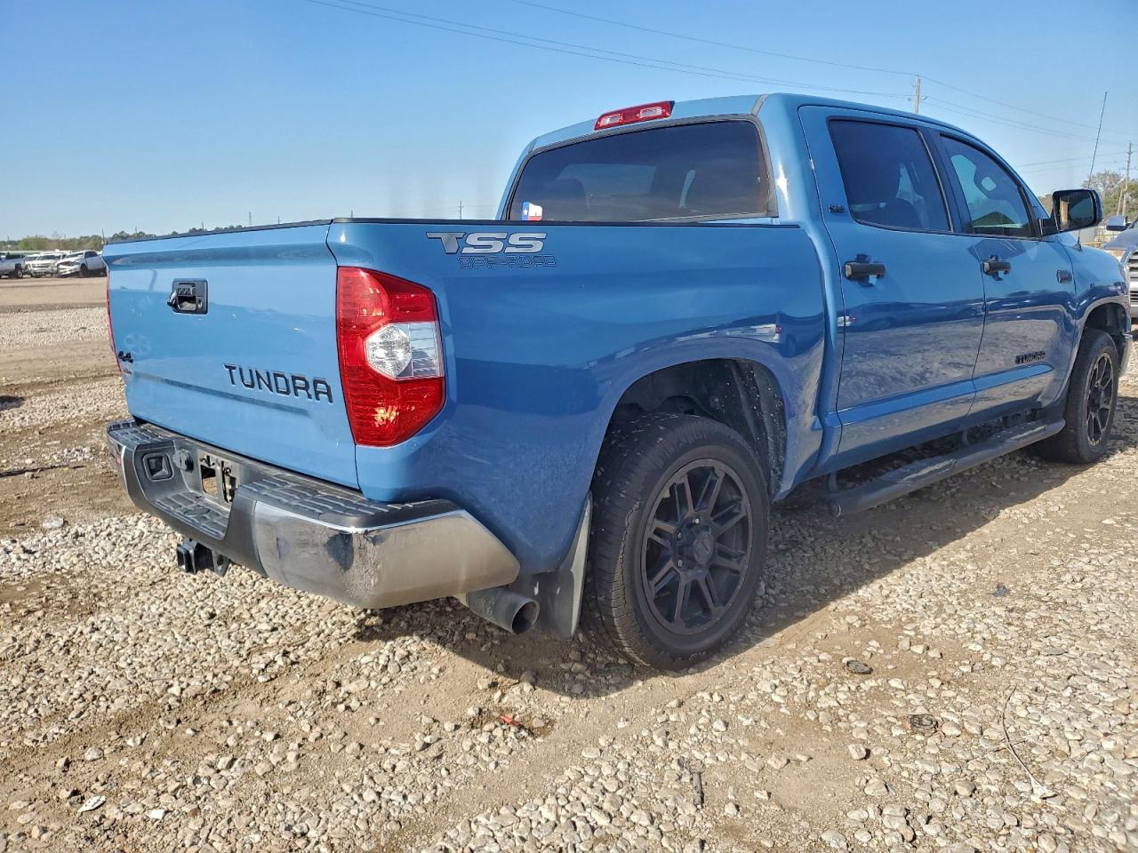 TOYOTA TUNDRA CREWMAX SR5