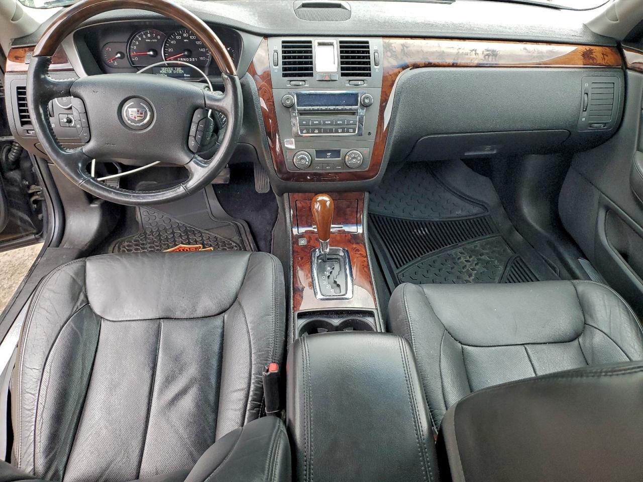 CADILLAC DTS LUXURY COLLECTION