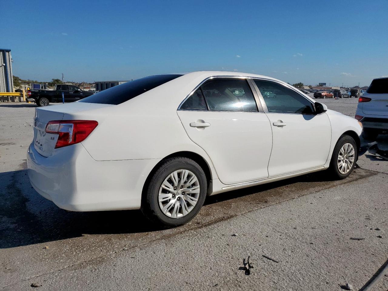 TOYOTA CAMRY L