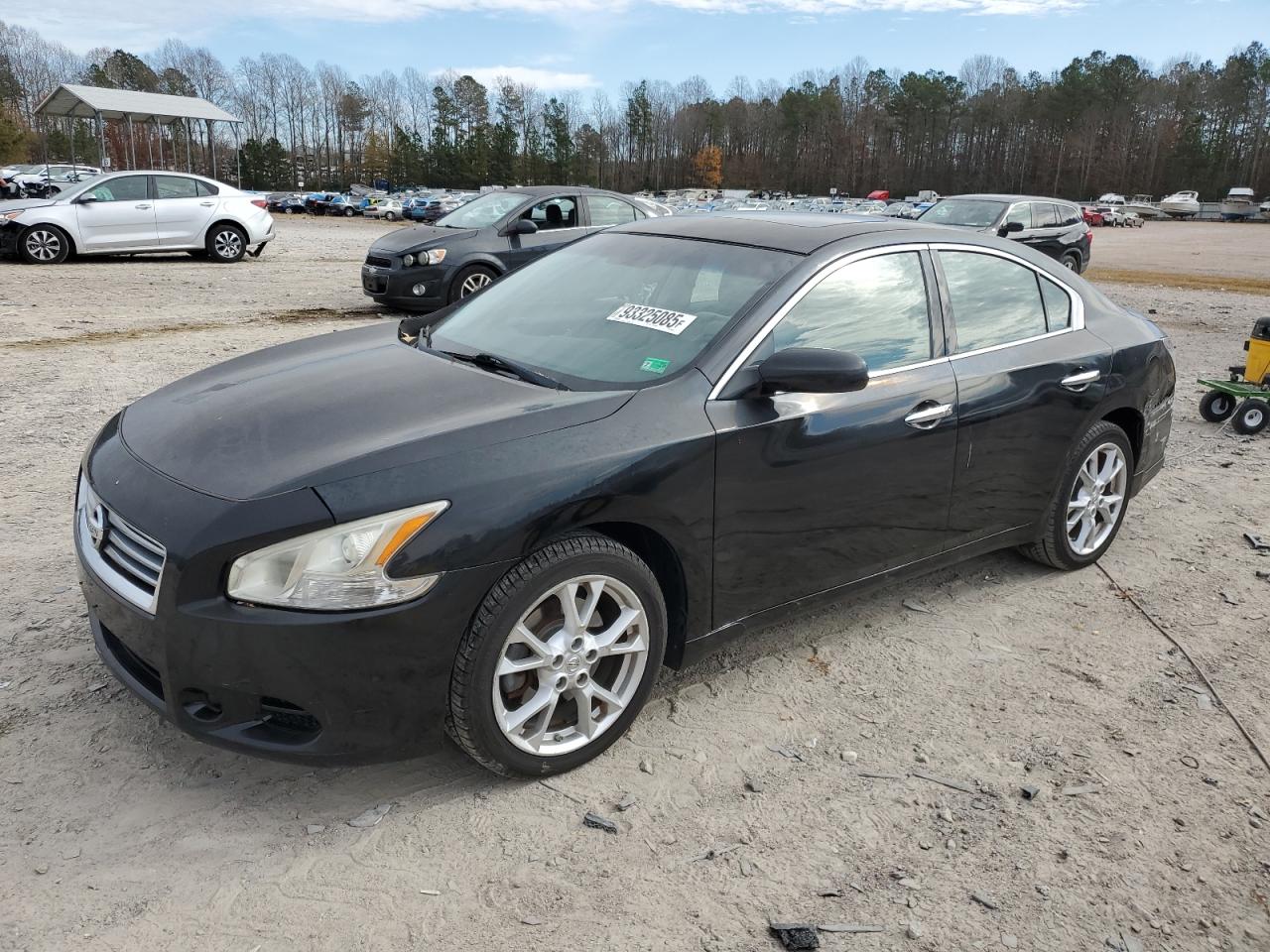 NISSAN MAXIMA S