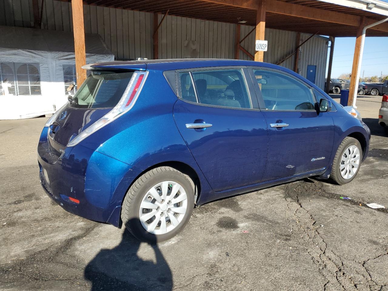 NISSAN LEAF SV