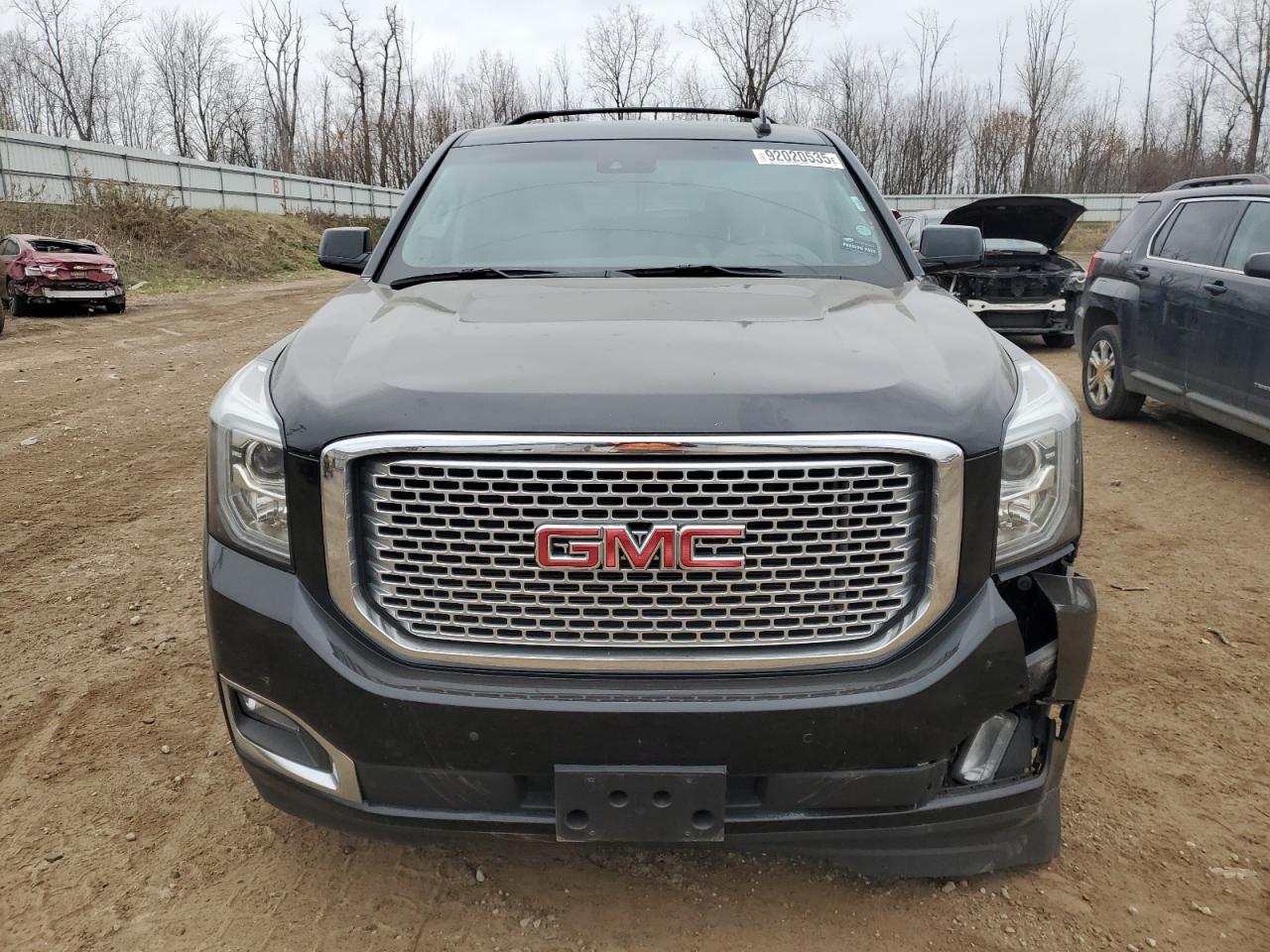 GMC YUKON DENALI