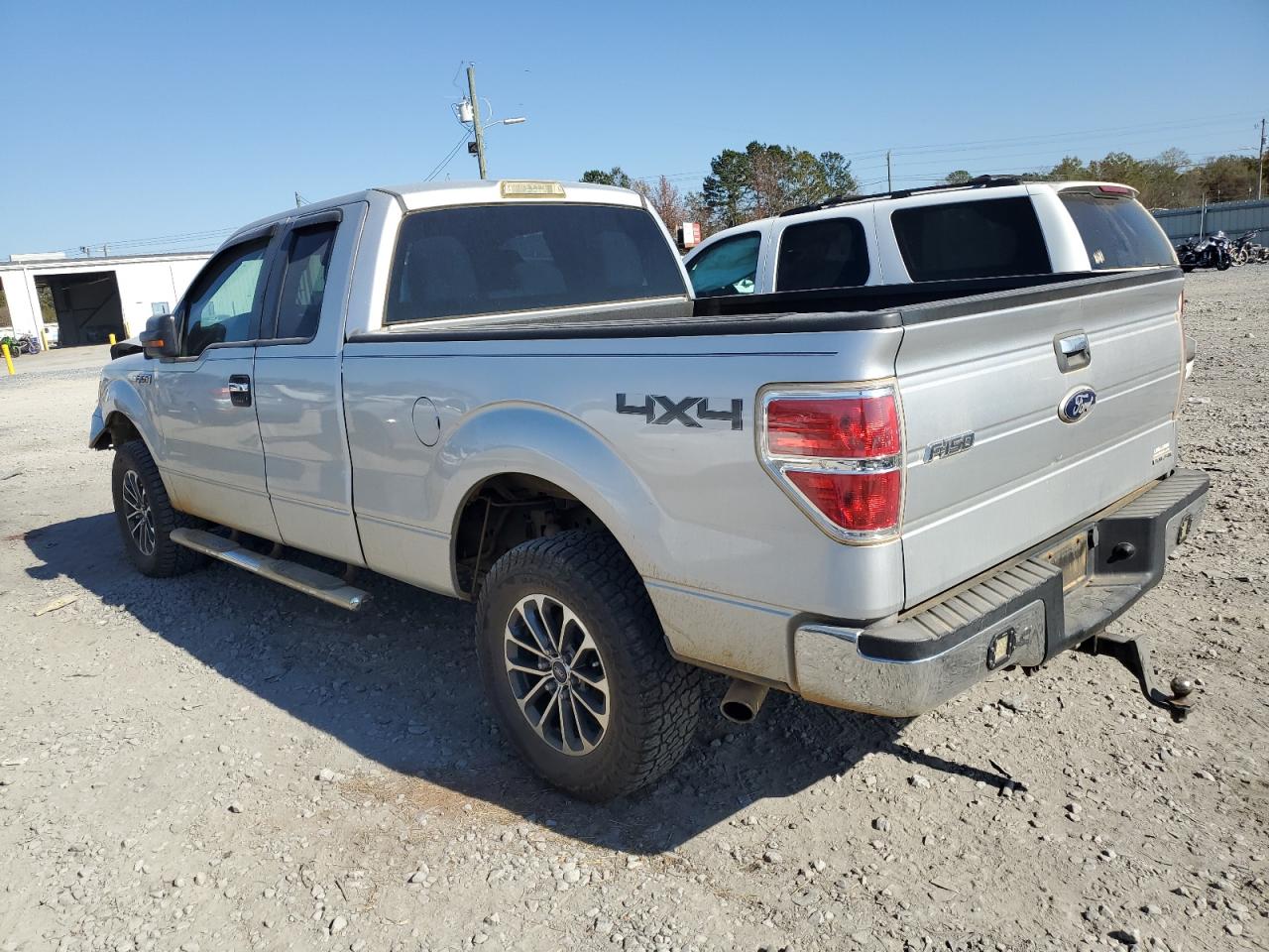 FORD F-150 SUPER CAB