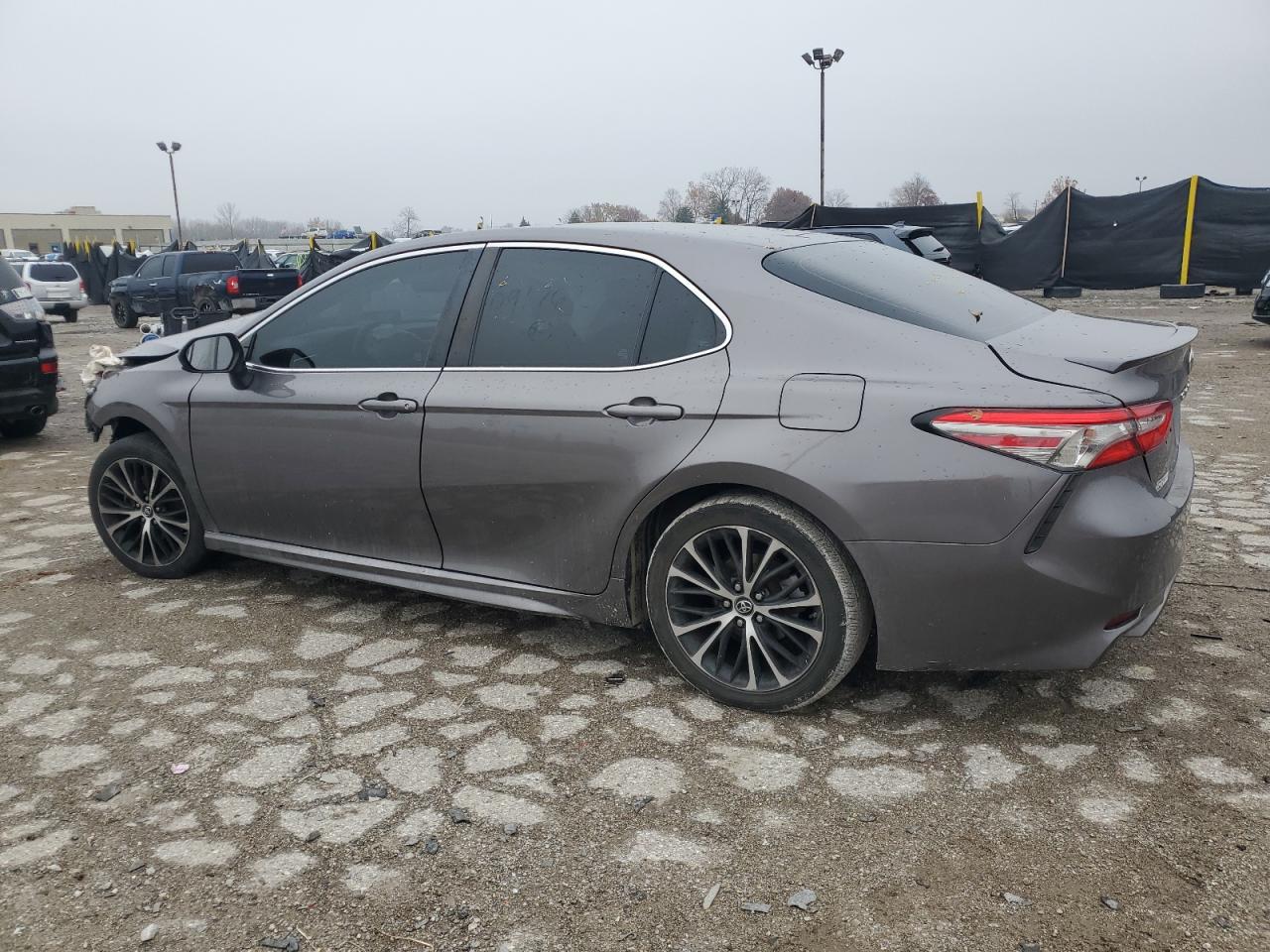 TOYOTA CAMRY L