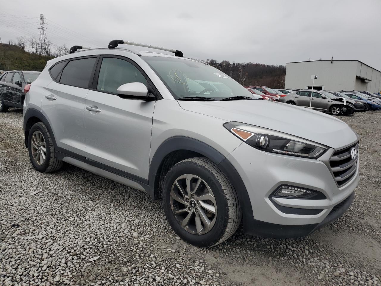 HYUNDAI TUCSON SEL