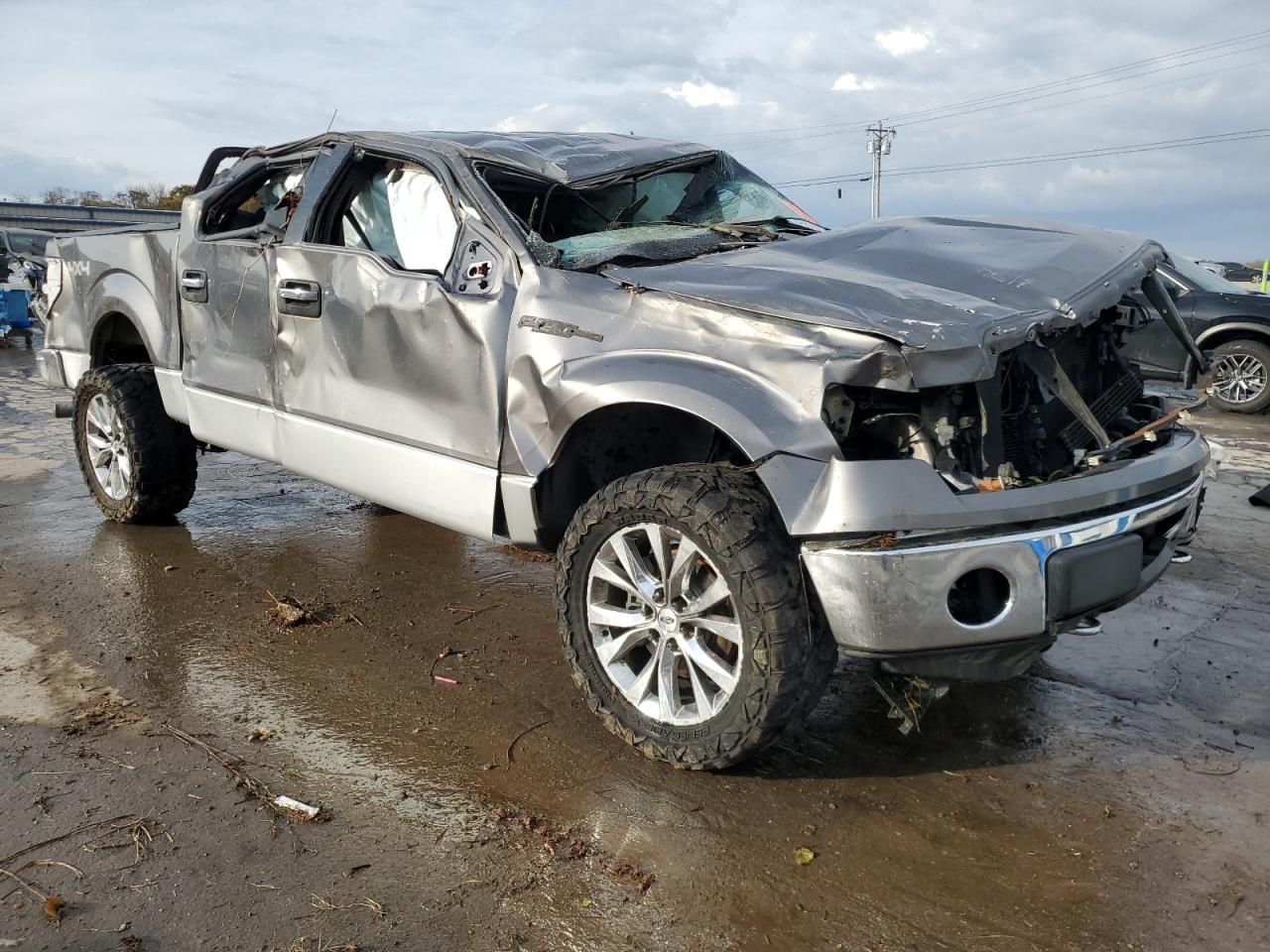 FORD F-150 SUPERCREW