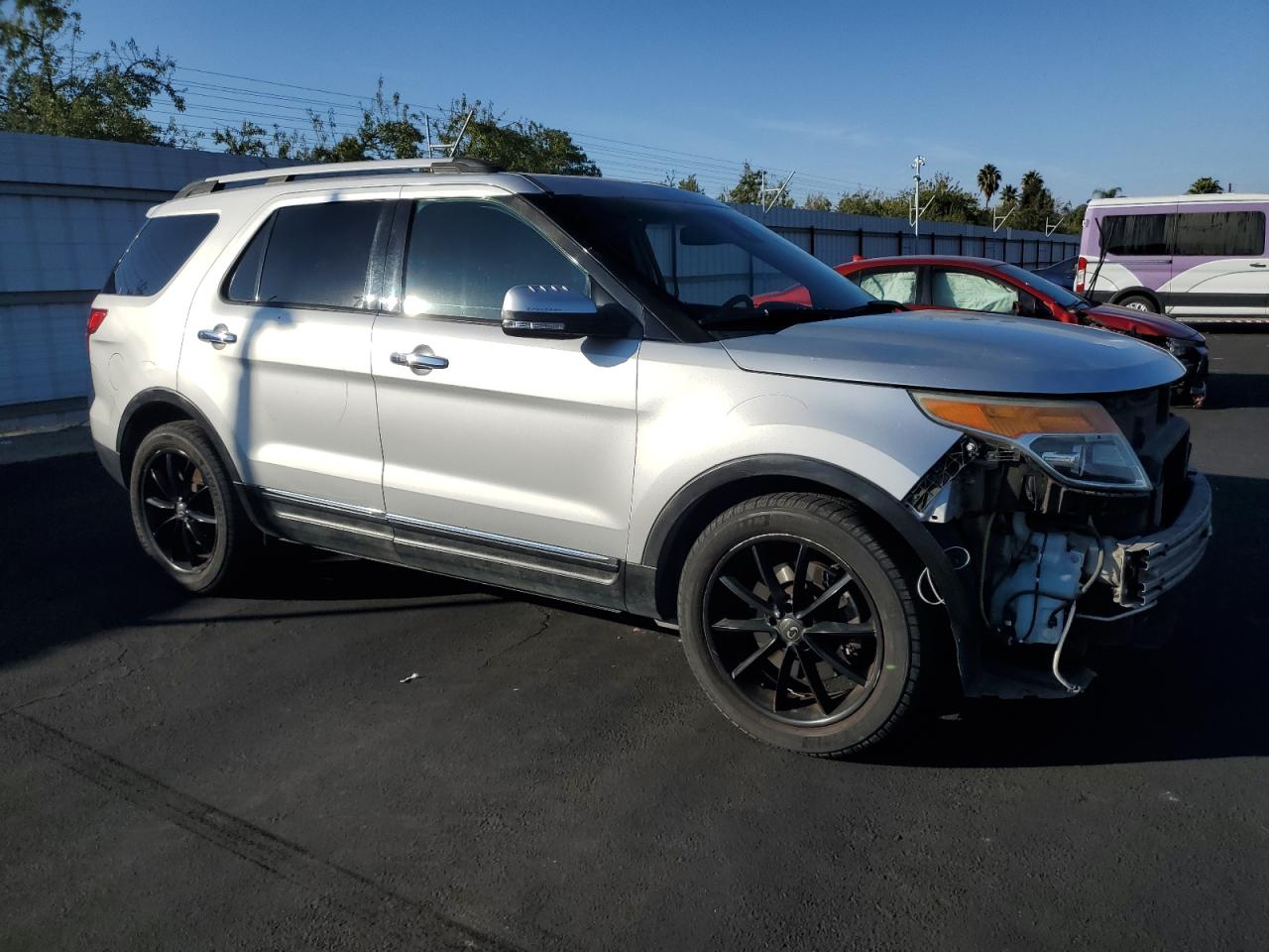 FORD EXPLORER LIMITED