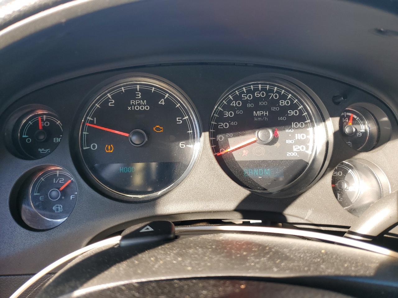 CHEVROLET SUBURBAN C1500 LTZ