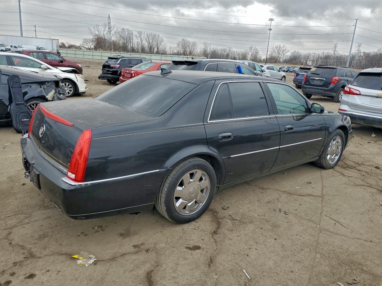 CADILLAC DTS LUXURY COLLECTION