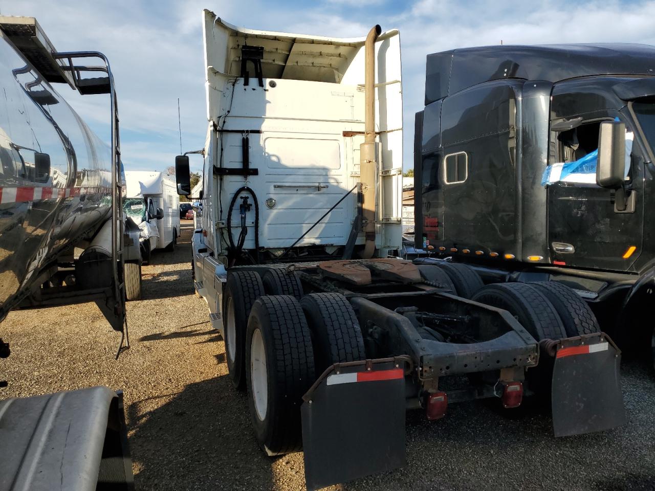 Lot #3281505037 2007 VOLVO VNL