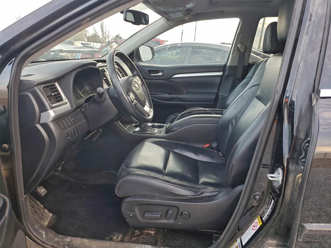 TOYOTA HIGHLANDER XLE