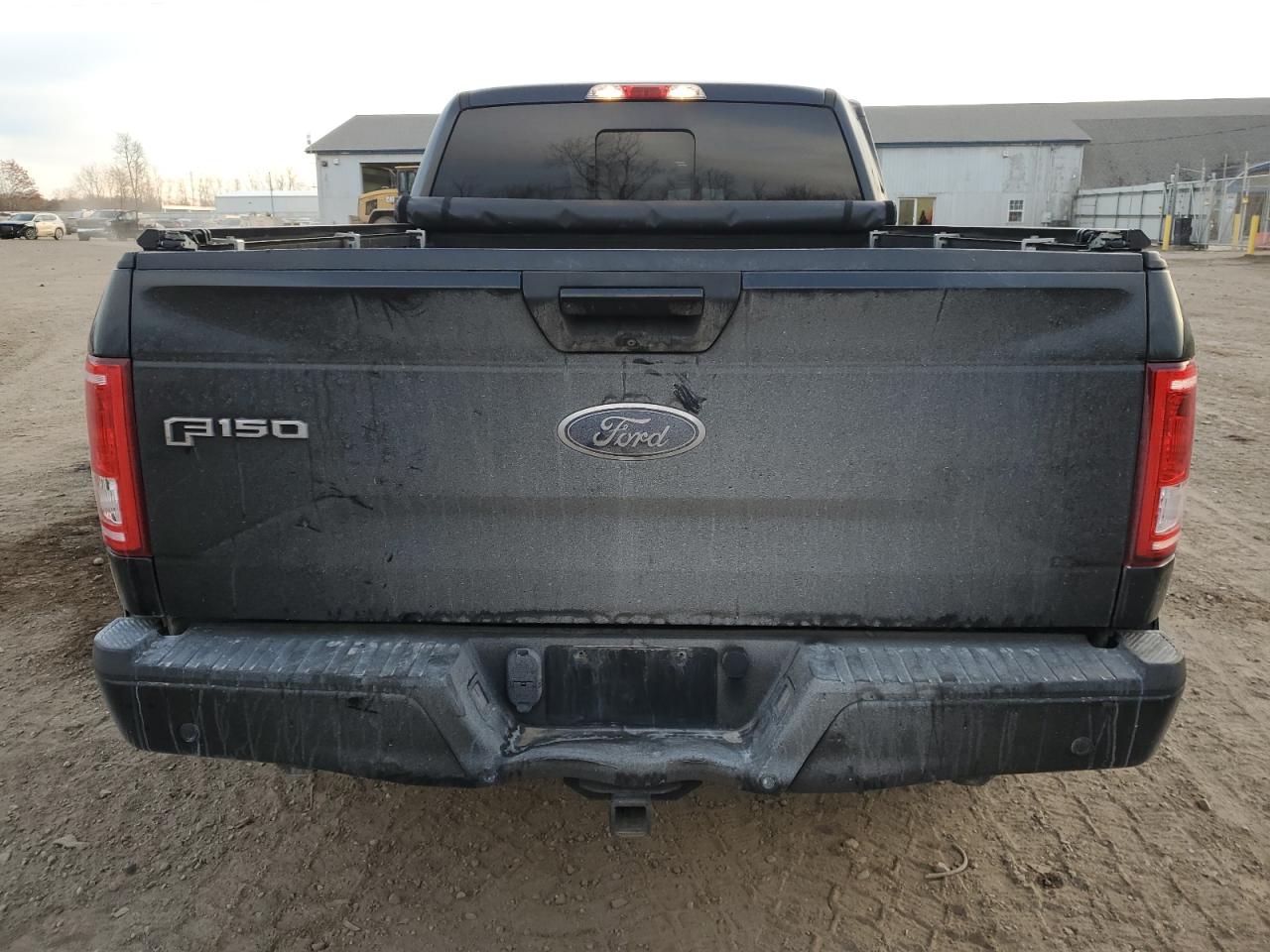 FORD F-150 SUPER CAB