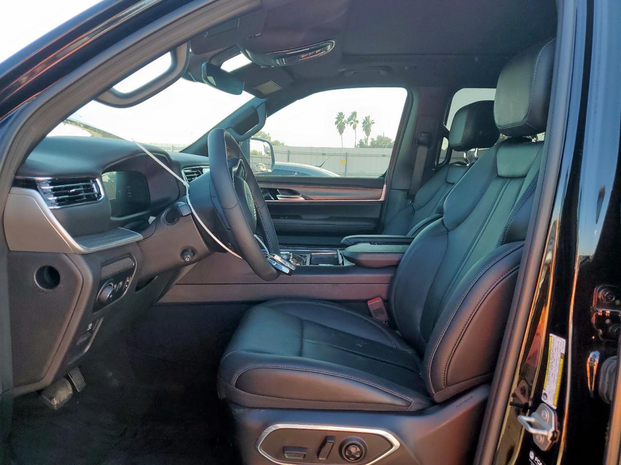 JEEP WAGONEER SERIES II