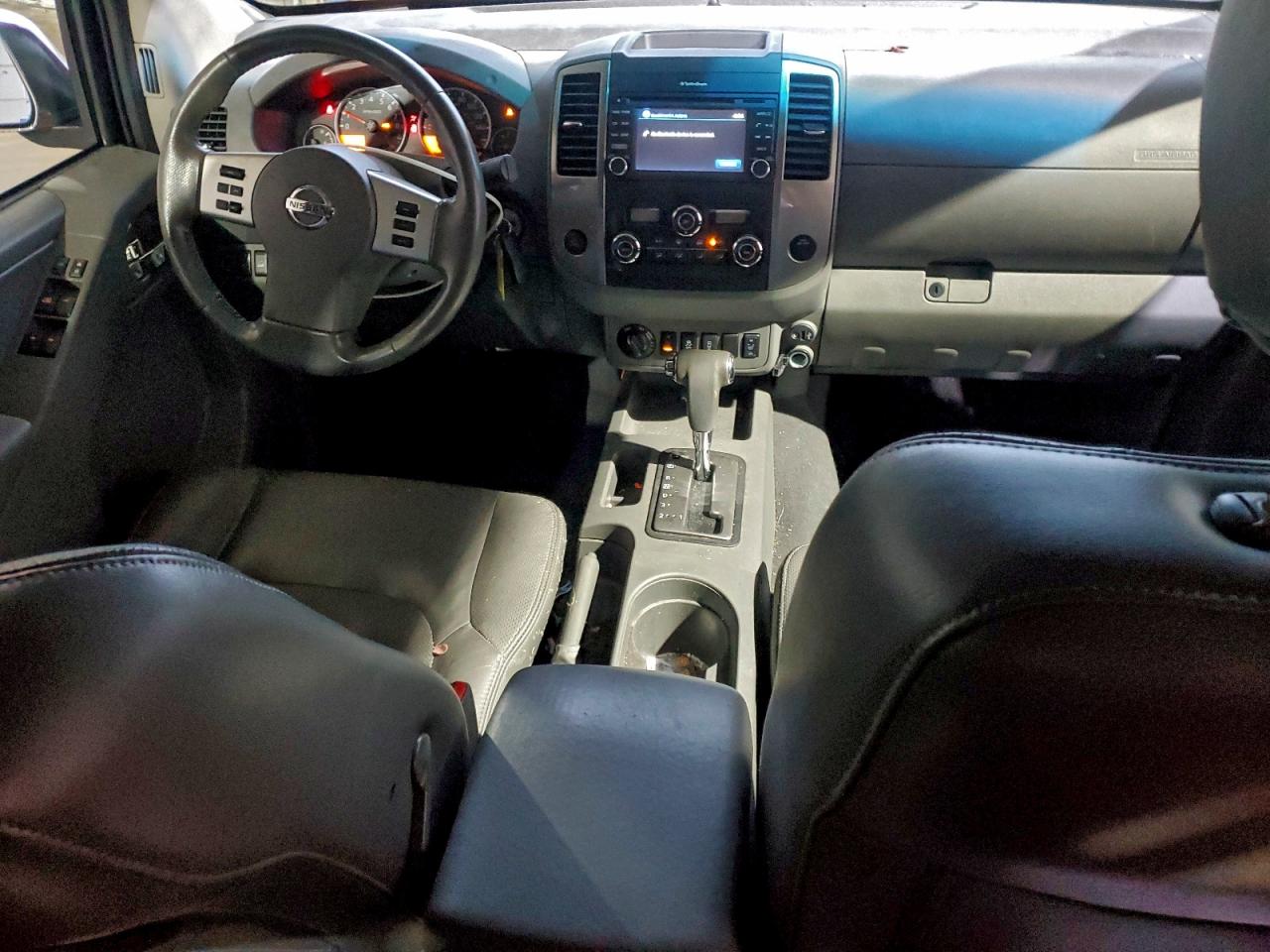 NISSAN FRONTIER S