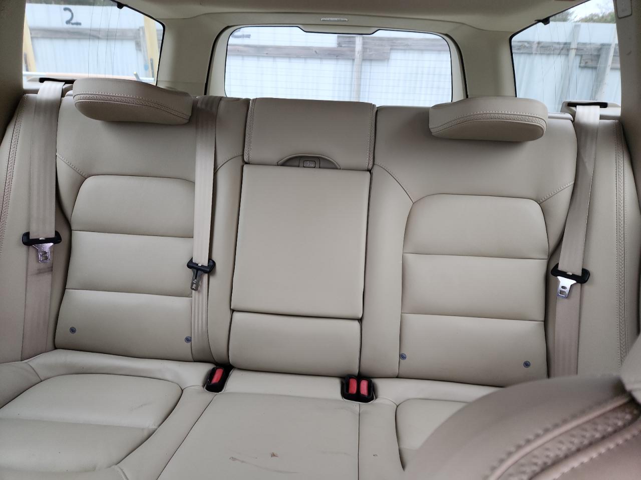 VOLVO XC70 T5 PLATINUM