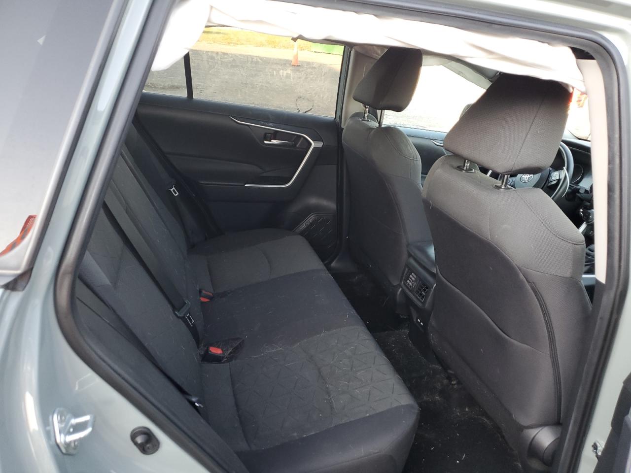 Lot #3302904985 2021 TOYOTA RAV4 XLE