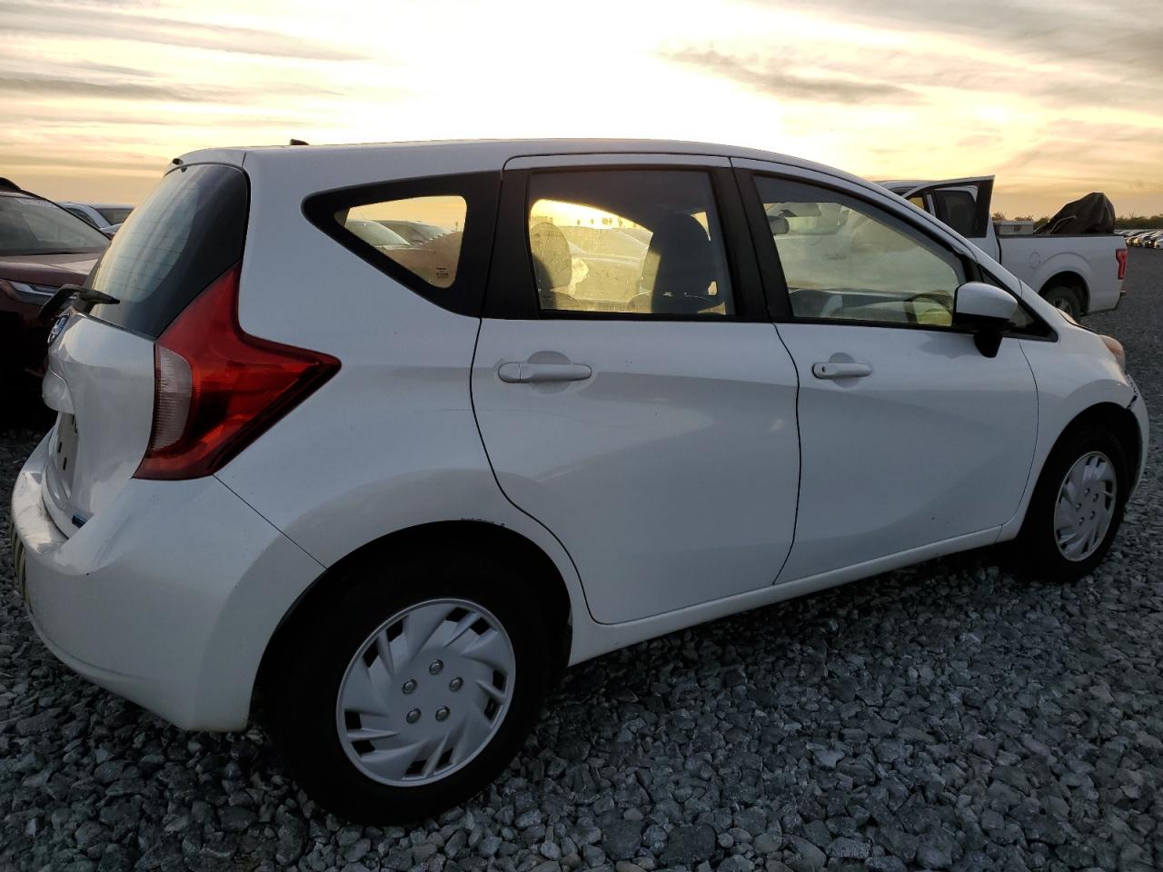 NISSAN VERSA NOTE S