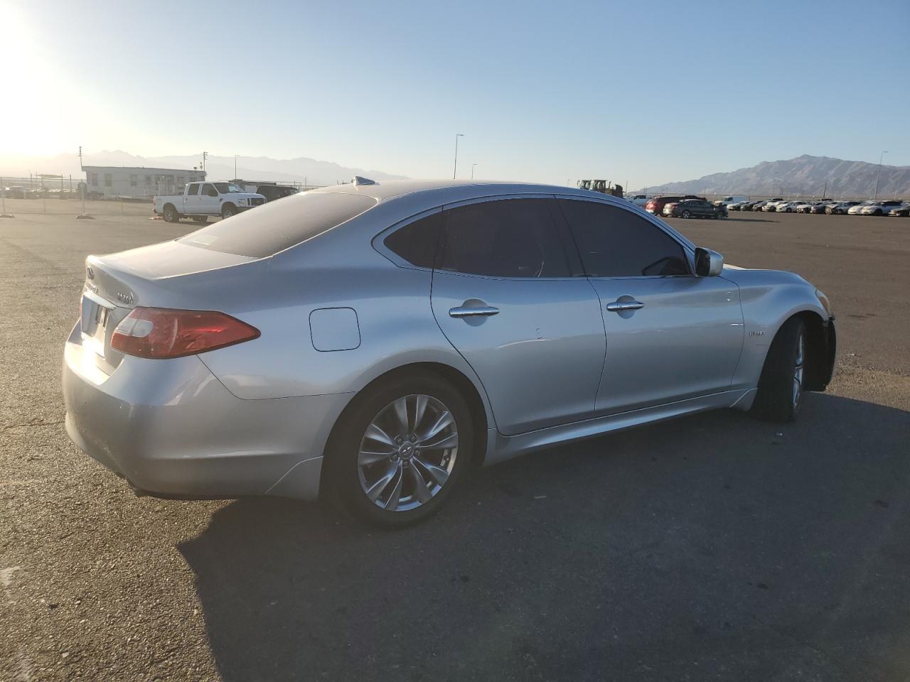 INFINITI M35 M35H
