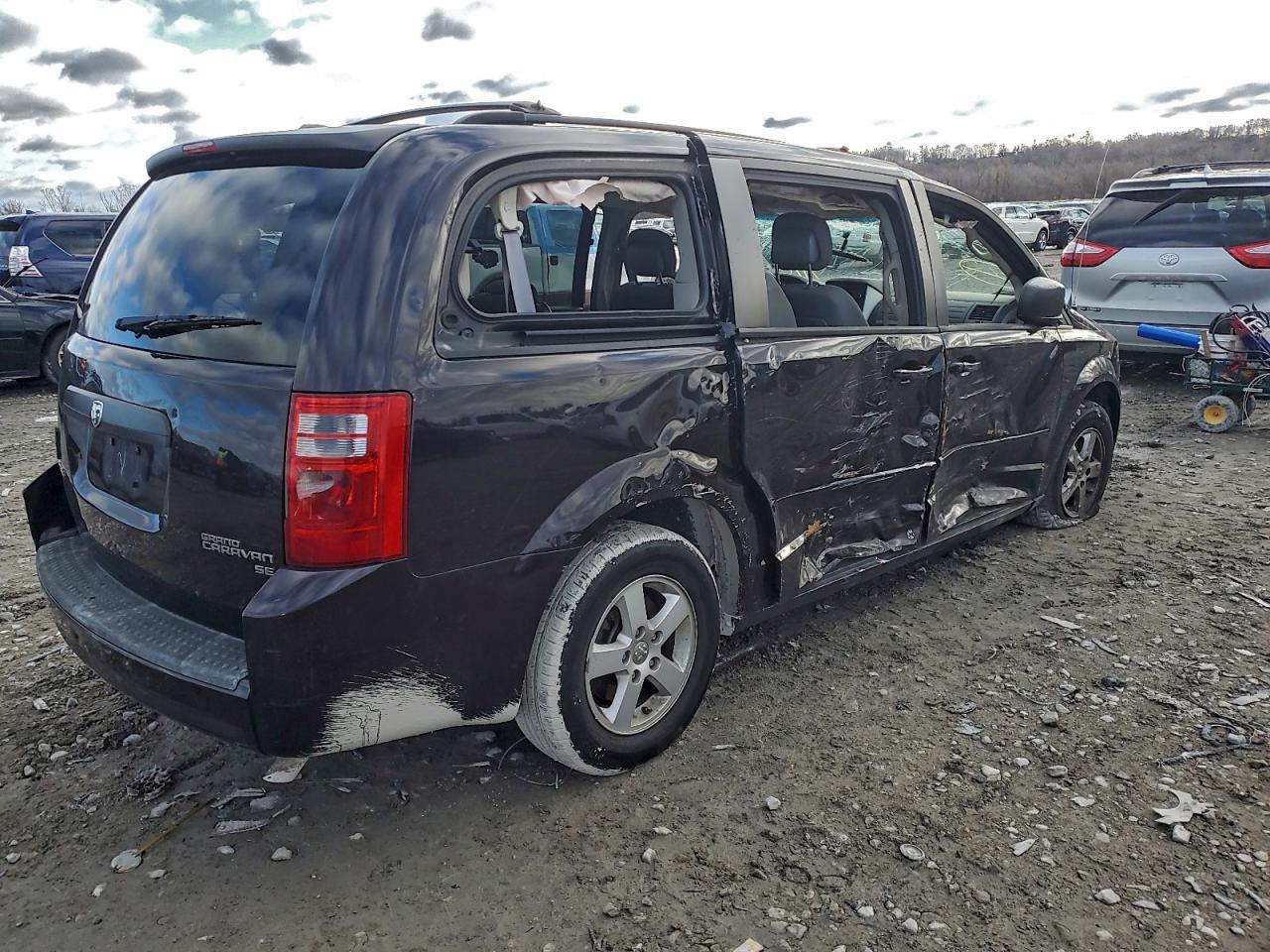 DODGE GRAND CARAVAN HERO