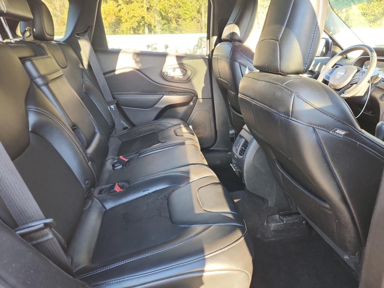 JEEP GRAND CHEROKEE LATITUDE PLUS