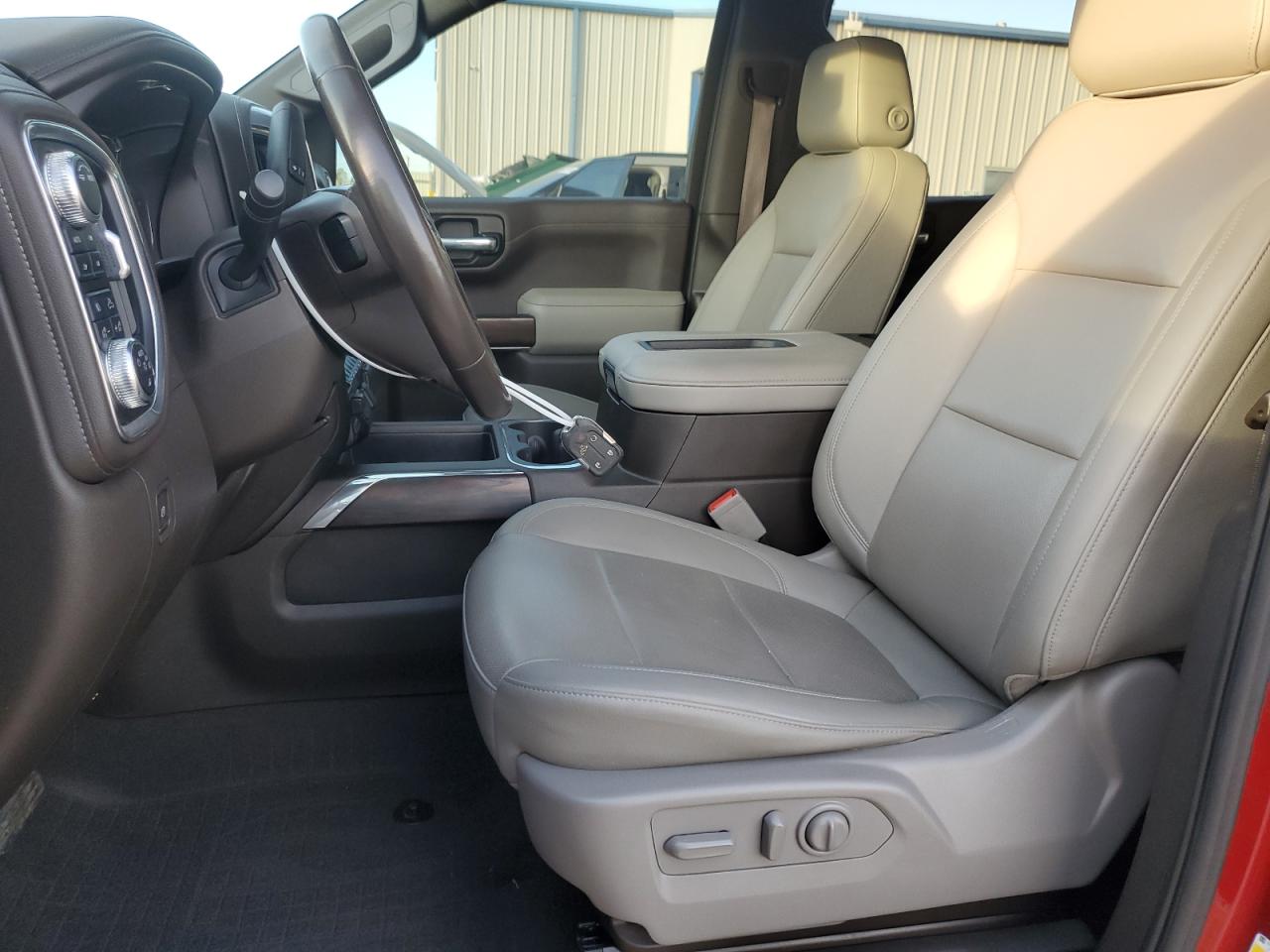 GMC SIERRA K1500 SLT