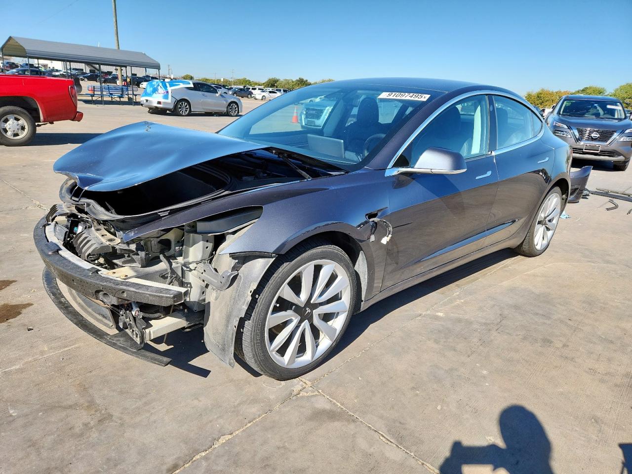 TESLA MODEL 3