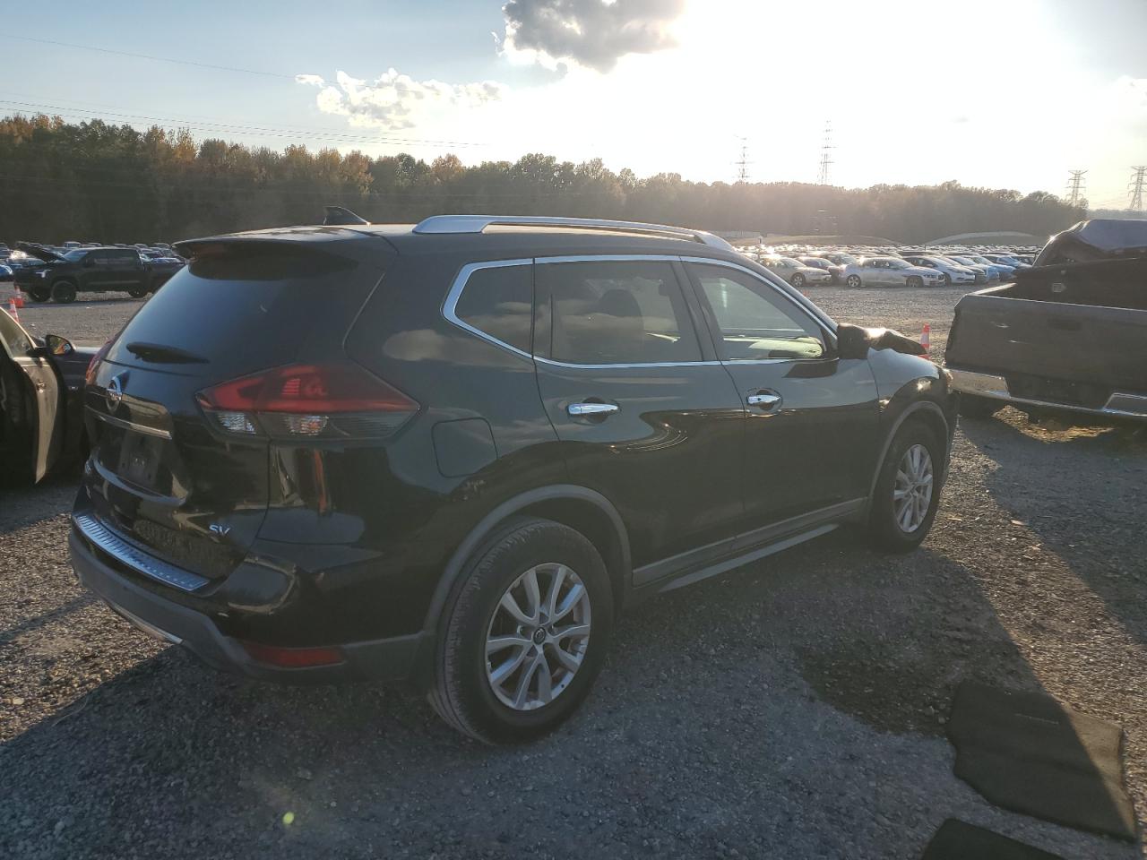 NISSAN ROGUE S