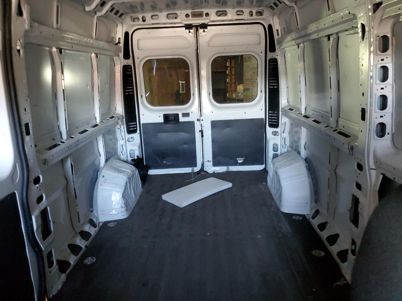 RAM PROMASTER 2500 HIGH