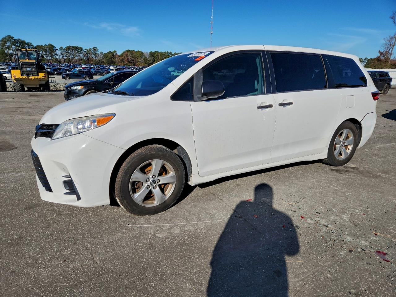 TOYOTA SIENNA L