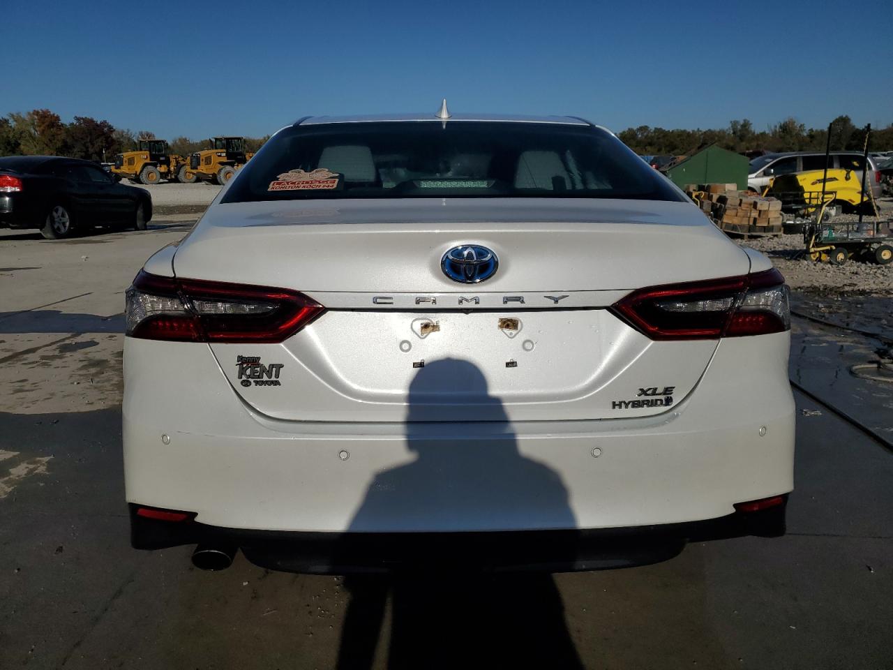 TOYOTA CAMRY XLE