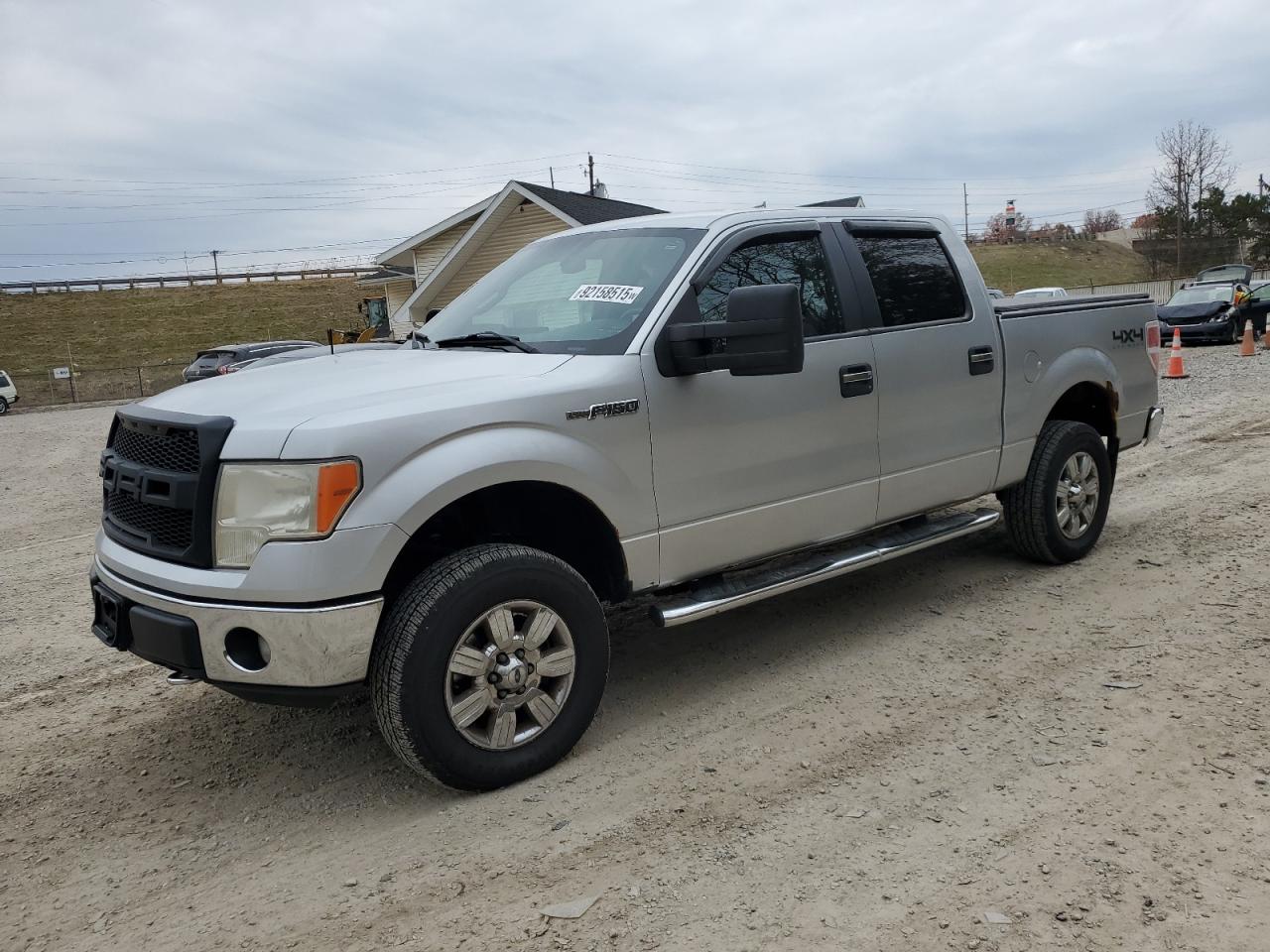 FORD F-150 SUPERCREW