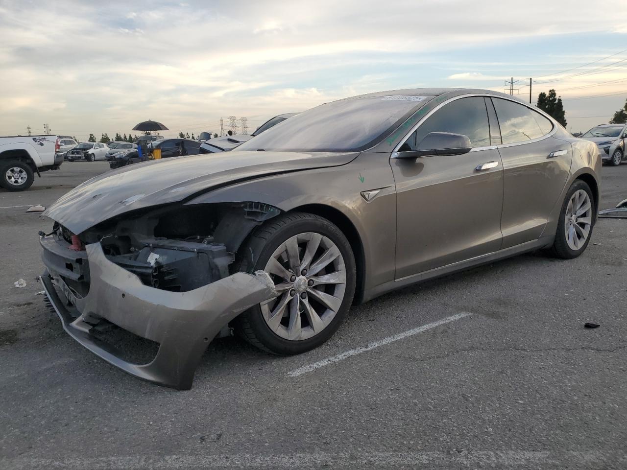 Lot #3308600507 2015 TESLA MODEL S 70