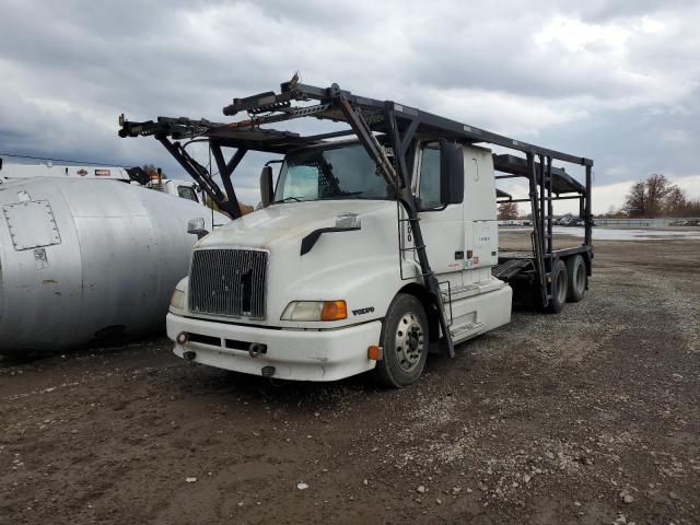 2000 VOLVO VN #3283849453