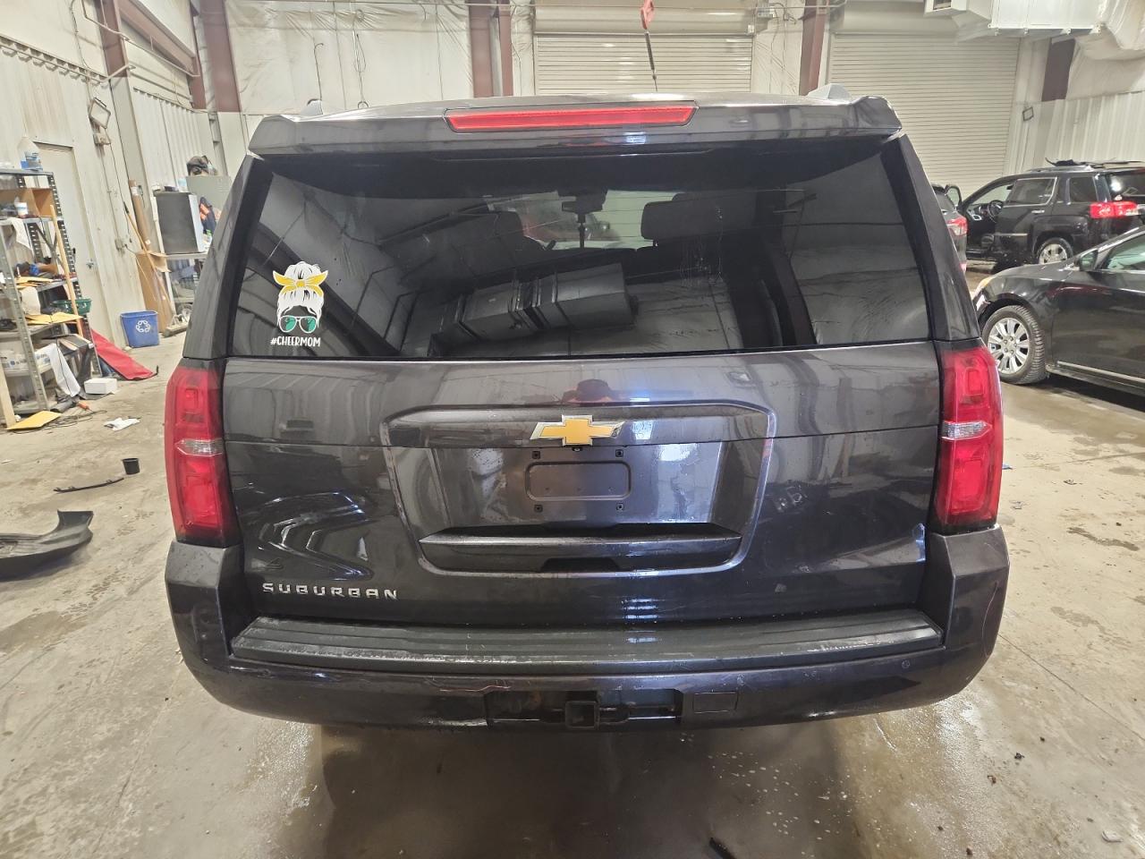 CHEVROLET SUBURBAN K1500 LT