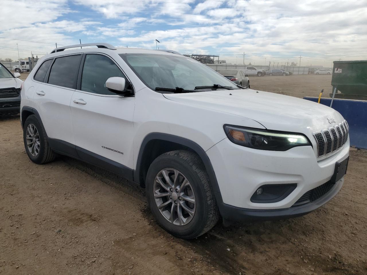 JEEP GRAND CHEROKEE LATITUDE PLUS
