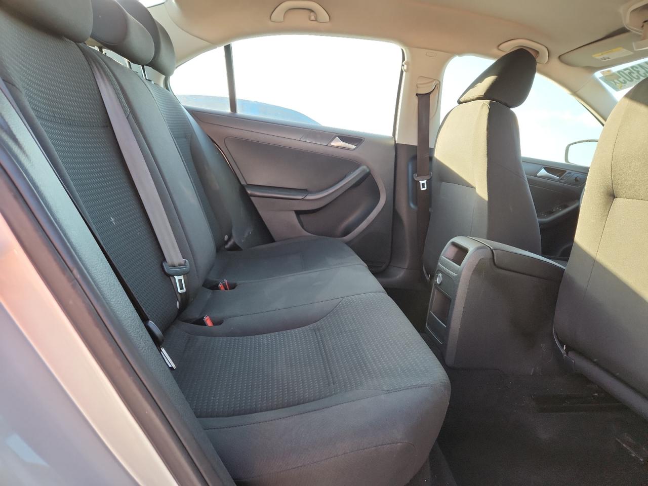 Lot #3301834456 2016 VOLKSWAGEN JETTA S