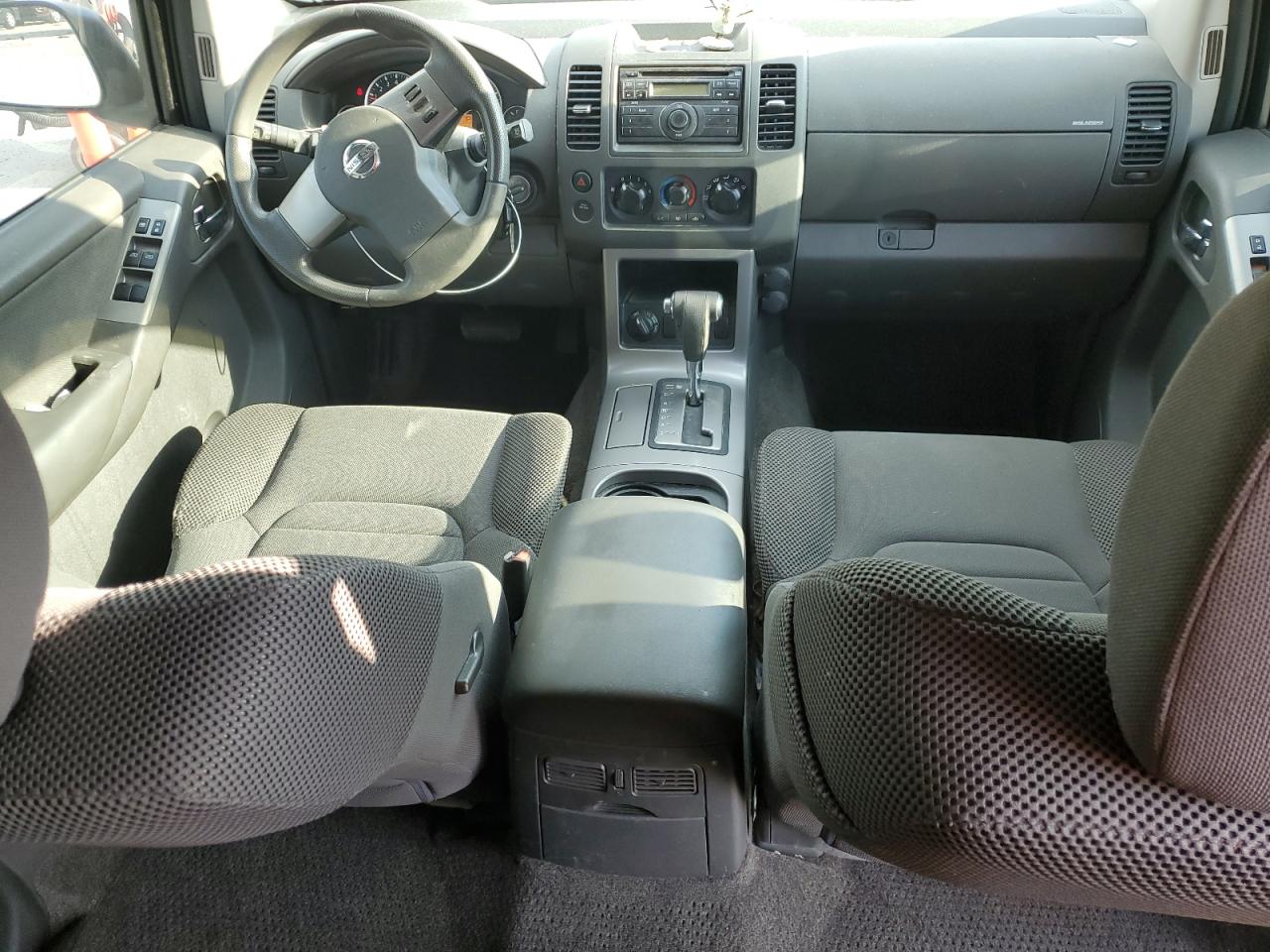 NISSAN PATHFINDER S